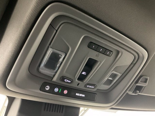 2026 GMC Sierra 1500 SLT - Photo 18