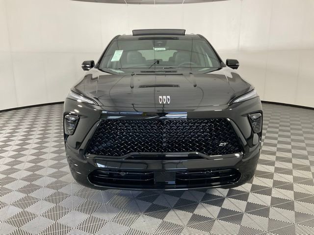 2026 Buick Enclave Sport Touring photo 2