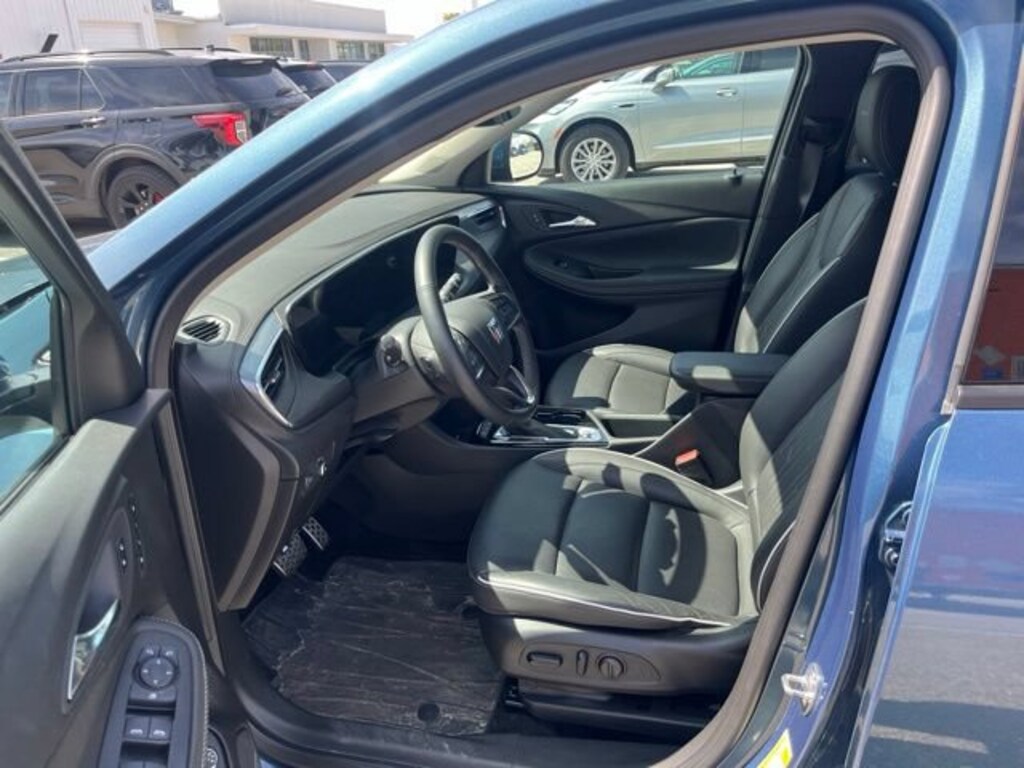 Used 2024 Buick Encore GX Avenir SUV