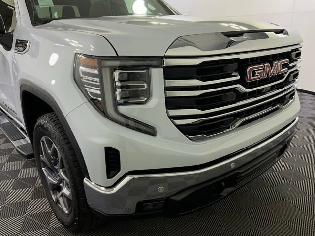 2026 GMC Sierra 1500 SLT - Photo 10