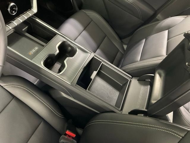 2026 GMC Acadia Elevation - Photo 17