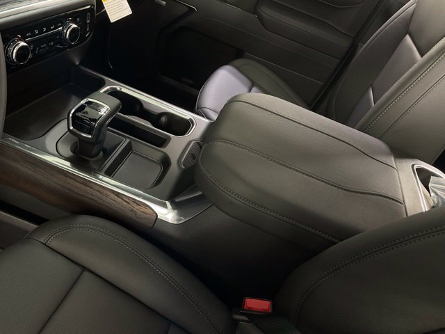 2026 GMC Sierra 1500 SLT - Photo 17