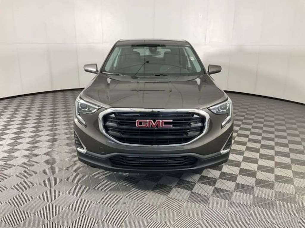 Used 2020 GMC Terrain SLE SUV