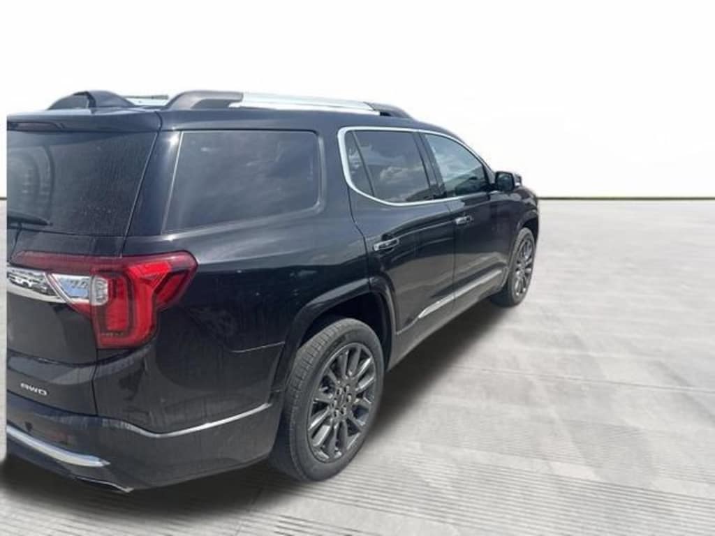 Used 2023 GMC Acadia Denali SUV