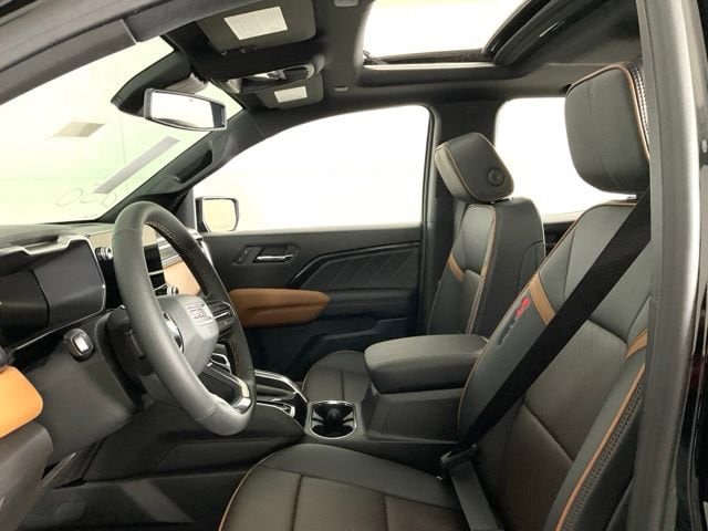 2026 GMC Canyon AT4 - Photo 32