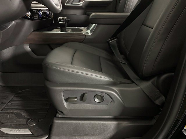 2026 GMC Sierra 1500 SLT - Photo 33