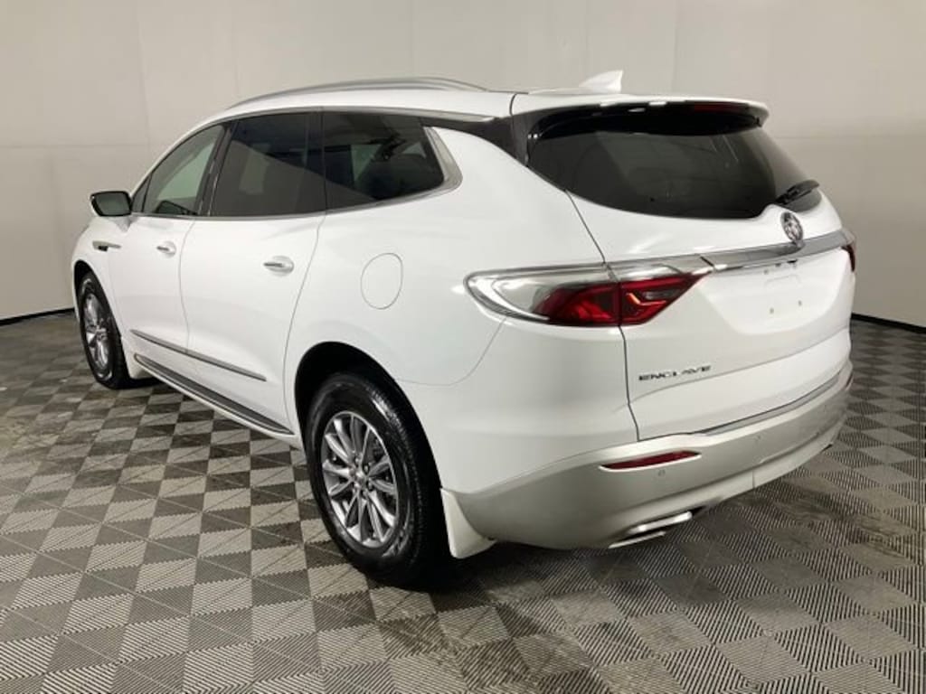 Used 2023 Buick Enclave Essence SUV