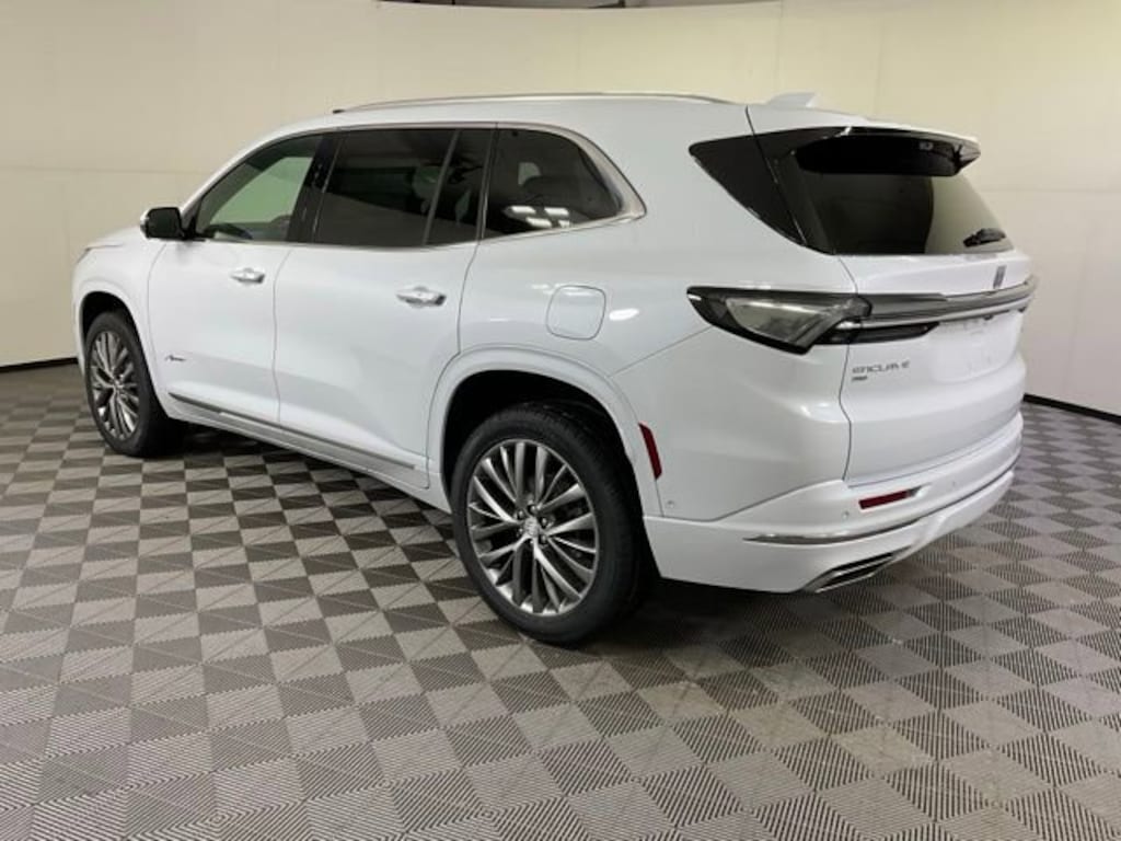 New 2026 Buick Enclave Avenir SUV