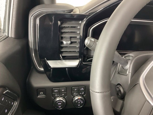 2026 GMC Sierra 1500 SLT - Photo 19