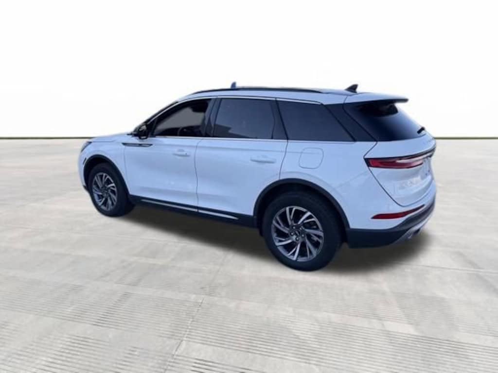 Used 2025 Lincoln Corsair Premiere