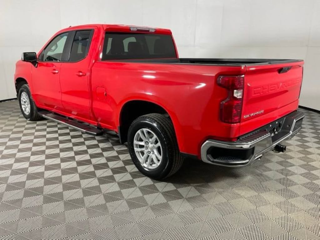 Used 2020 Chevrolet Silverado 1500 LT Truck