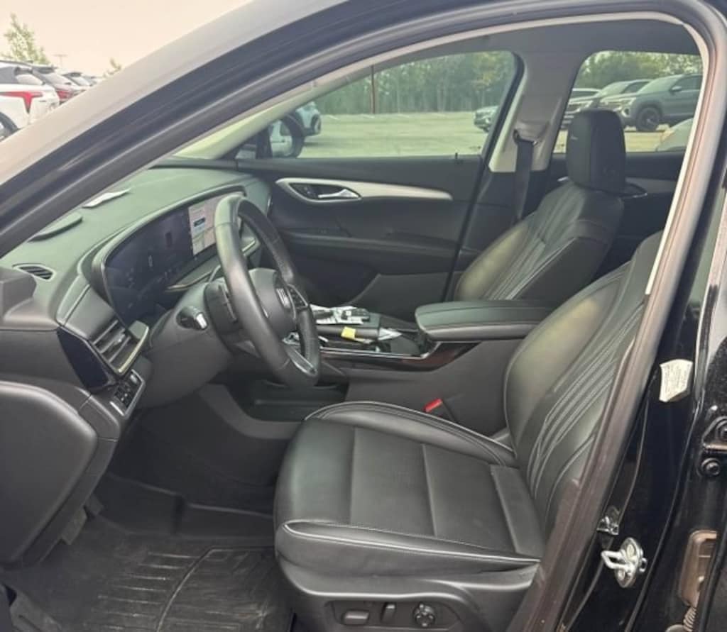 Used 2024 Buick Envision Avenir SUV