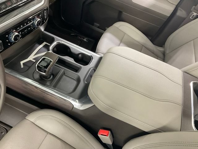2026 GMC Sierra 1500 SLT - Photo 20