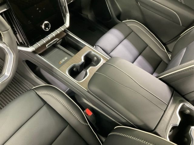2026 GMC Acadia Denali - Photo 20