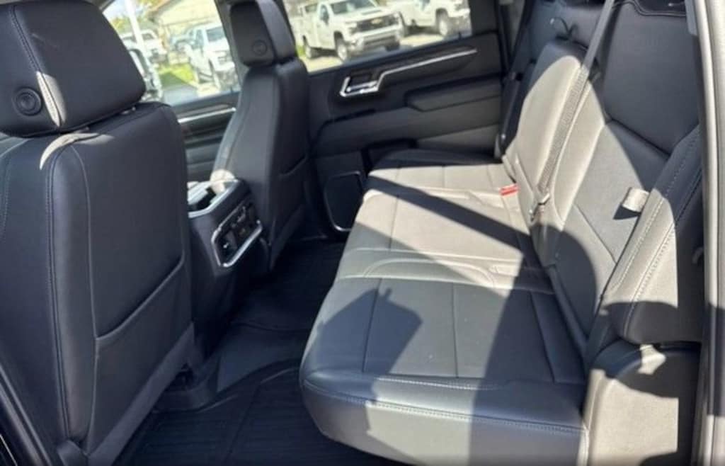 Used 2024 GMC Sierra 2500 HD SLT Truck