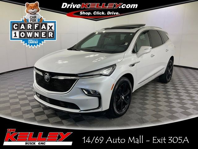 2024 Buick Enclave Essence AWD's photo