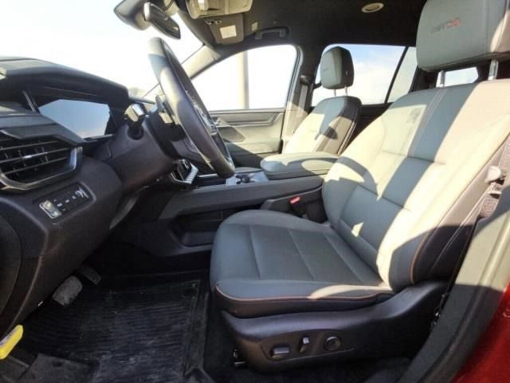 Used 2024 GMC Acadia AT4 SUV