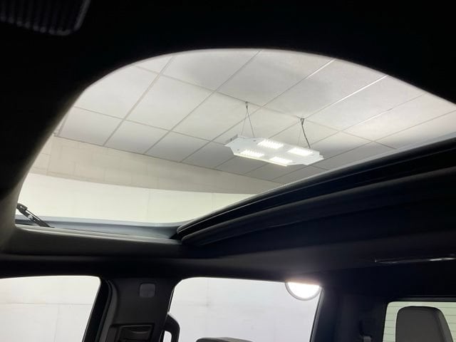 2026 GMC Sierra 1500 SLT - Photo 17
