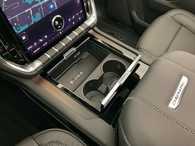 2026 GMC Yukon XL Denali - Photo 15