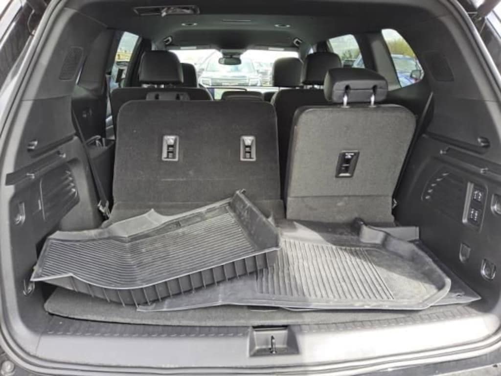 Used 2025 Buick Enclave Sport Touring SUV
