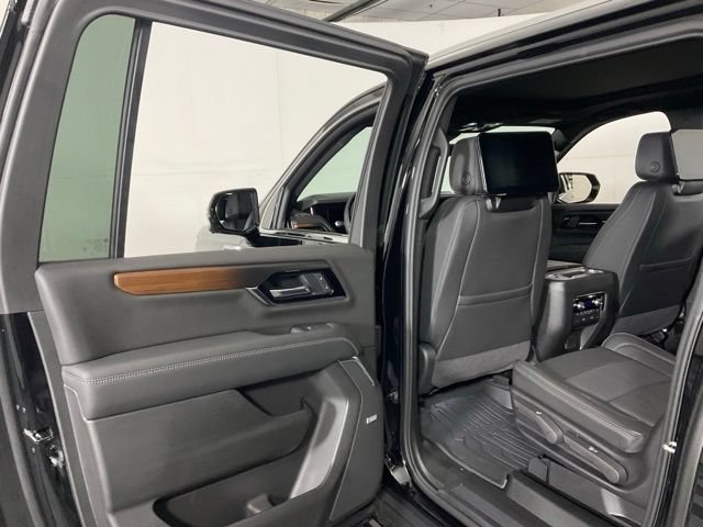 2026 GMC Yukon XL Denali - Photo 33