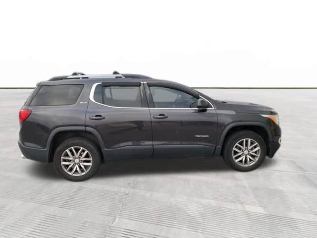 Used 2017 GMC Acadia SLE SUV