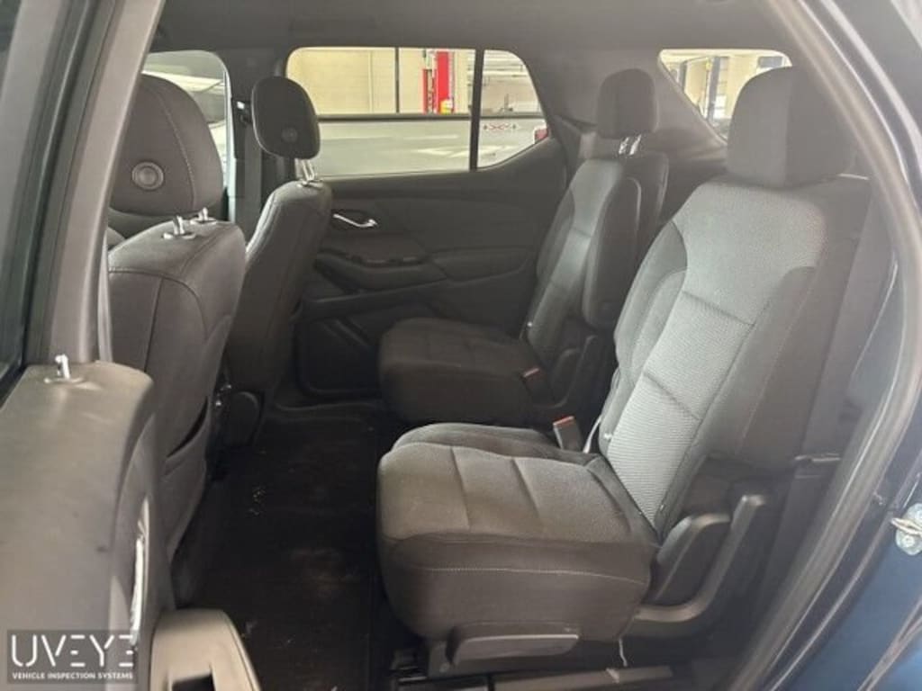 Used 2023 Chevrolet Traverse LT Cloth SUV