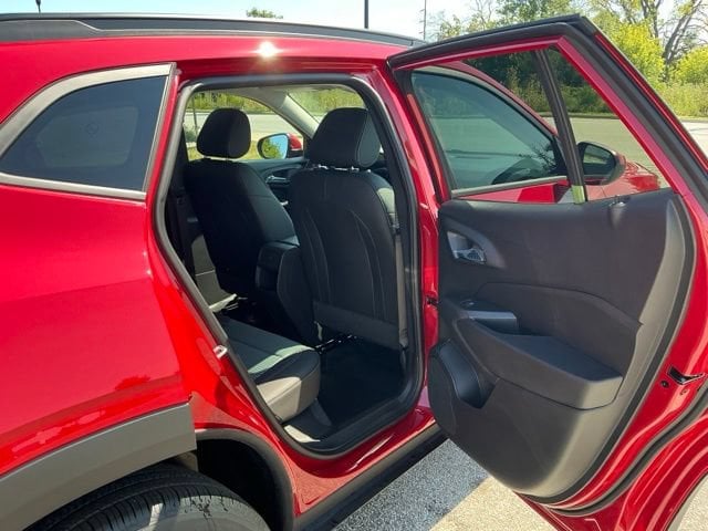2026 Chevrolet Trax LT - Photo 18