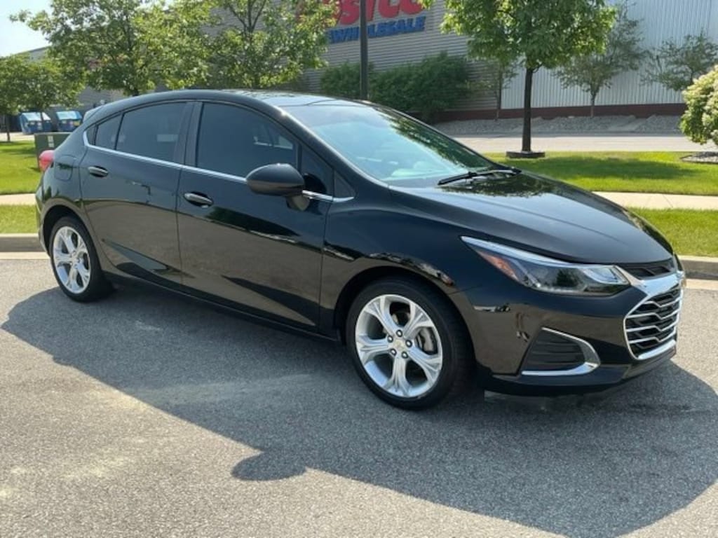 Used 2019 Chevrolet Cruze Premier Car