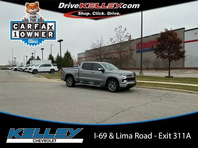 2024 Chevrolet Silverado 1500 LT's photo