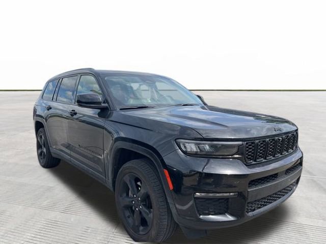 2022 Jeep Grand Cherokee Limited photo 2