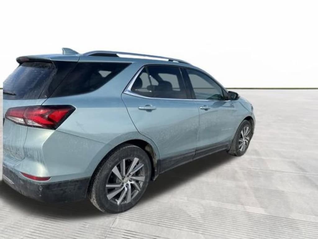 Used 2022 Chevrolet Equinox Premier SUV