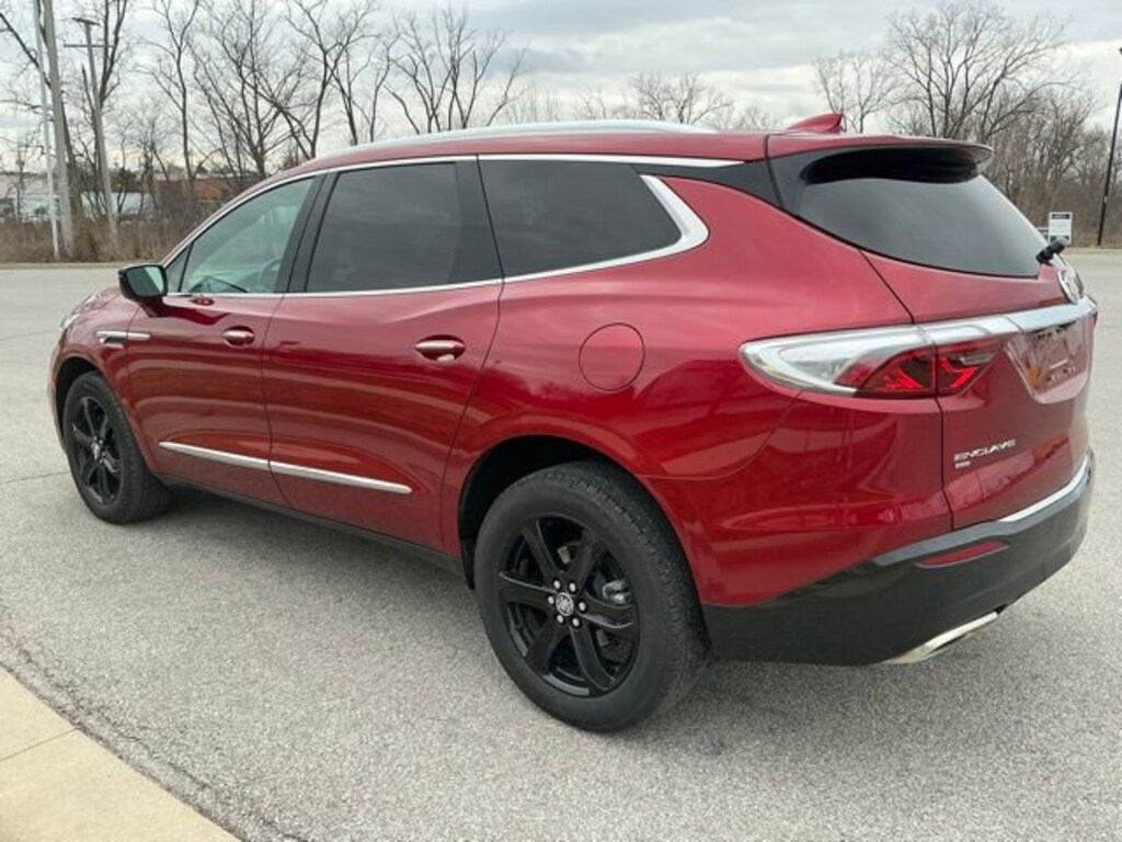 Used 2024 Buick Enclave Essence SUV