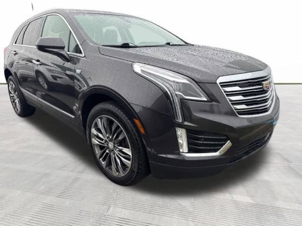 Used 2019 CADILLAC XT5 Premium Luxury FWD SUV