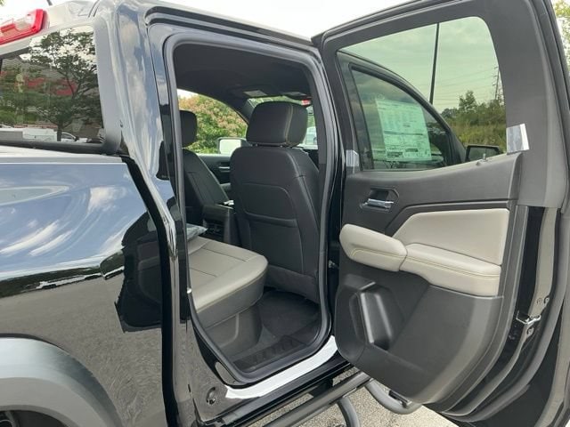 2026 Chevrolet Colorado ZR2 - Photo 21