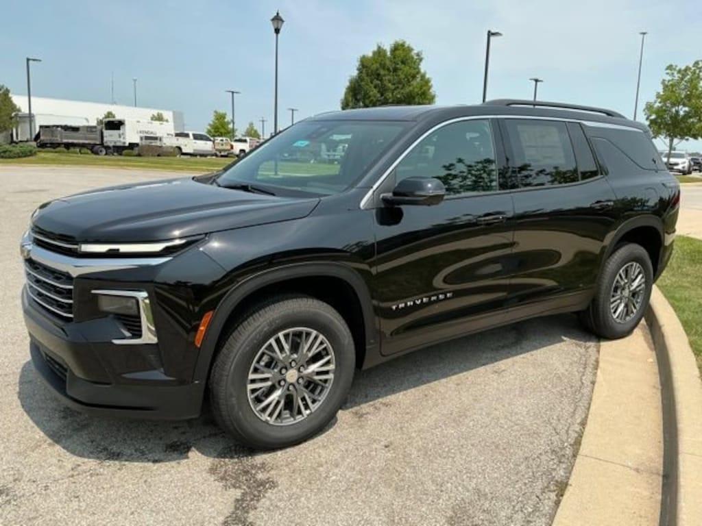 New 2026 Chevrolet Traverse LT SUV