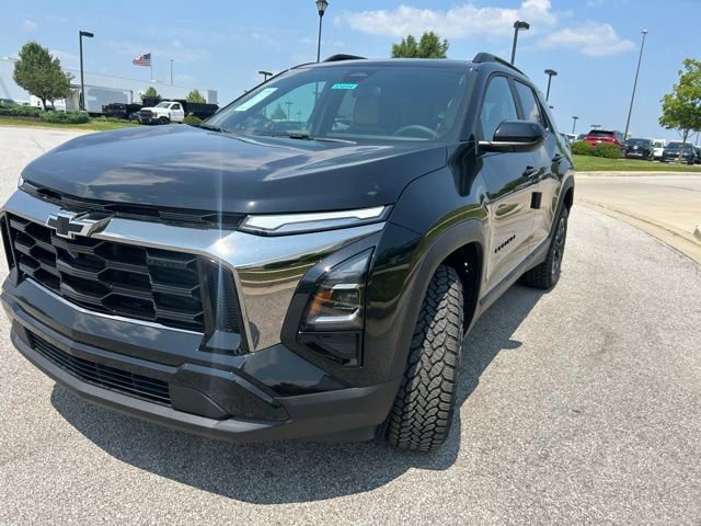 2026 Chevrolet Equinox ACTIV photo 2