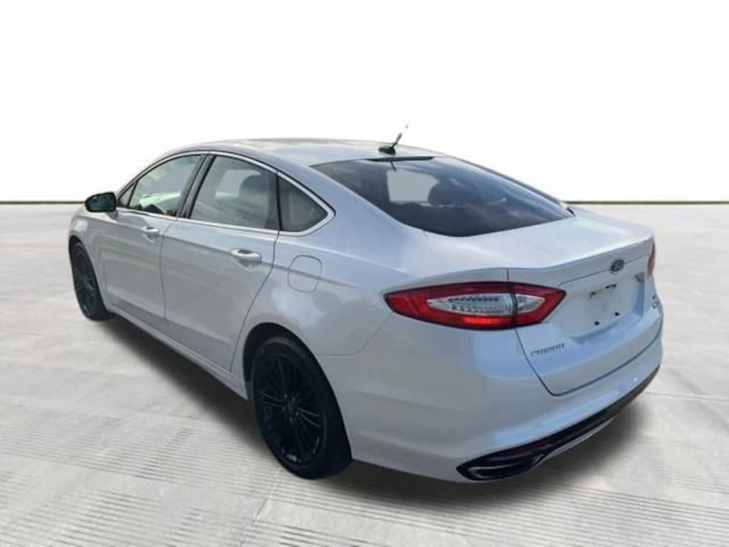 Used 2014 Ford Fusion SE