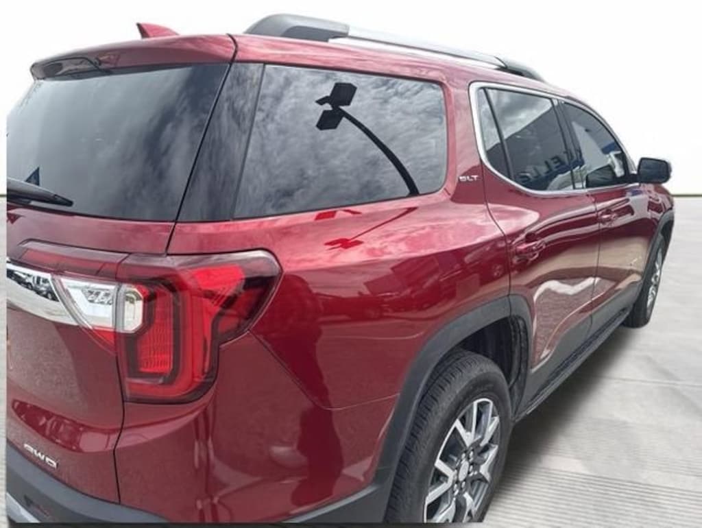 Used 2023 GMC Acadia SLT SUV