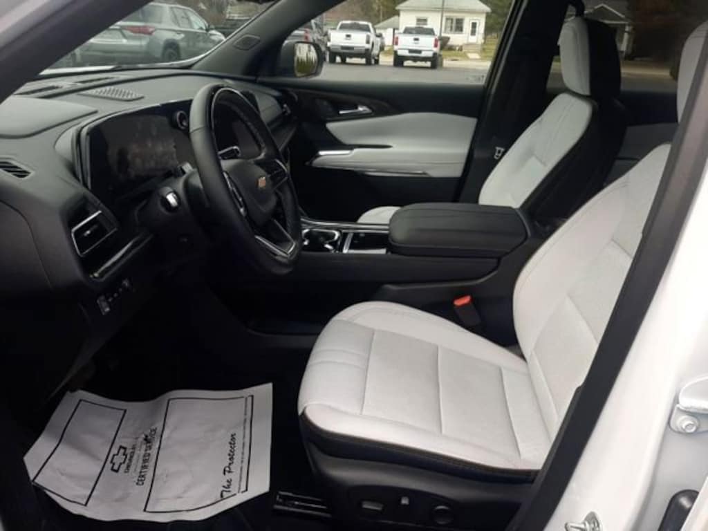 Used 2025 Chevrolet Traverse High Country SUV