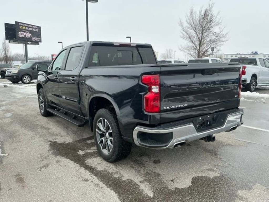 Used 2022 Chevrolet Silverado 1500 LT Truck