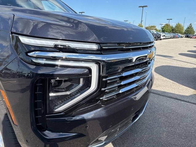 2025 Chevrolet Tahoe Premier photo 2