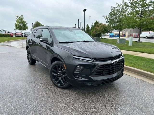 Used 2024 Chevrolet Blazer RS with VIN 3GNKBERS6RS187309 for sale in Fort Wayne, IN