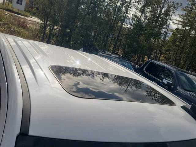 2024 Chevrolet Silverado 1500 LT Trail Boss photo 2