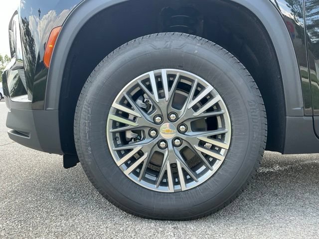 2027 Chevrolet Traverse LT - Photo 14