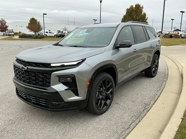 2026 Chevrolet Traverse RS photo 3
