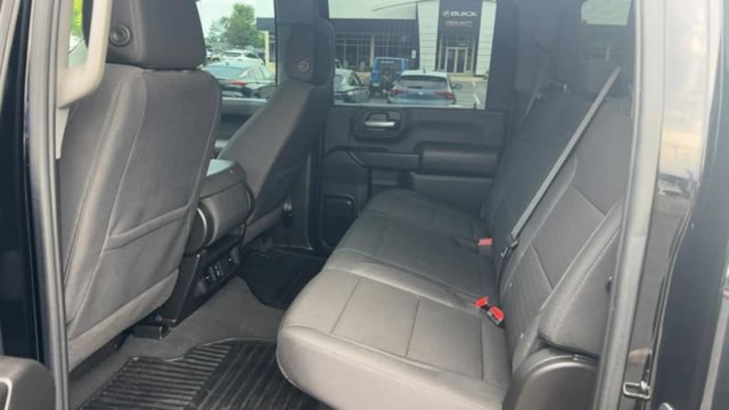 Used 2025 Chevrolet Silverado 2500 HD Custom Truck