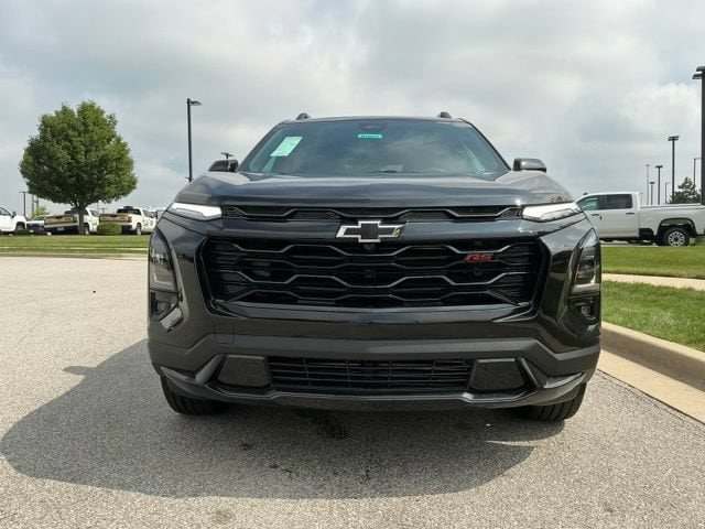 2027 Chevrolet Equinox RS - Photo 8