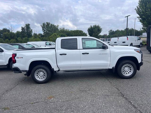 2025 Chevrolet Colorado LT photo 4
