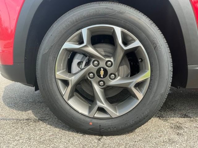 2026 Chevrolet Trax LT - Photo 14